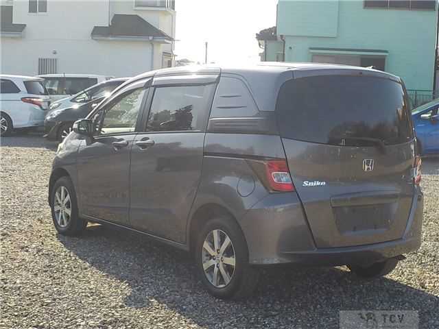 2013 Honda Freed Spike