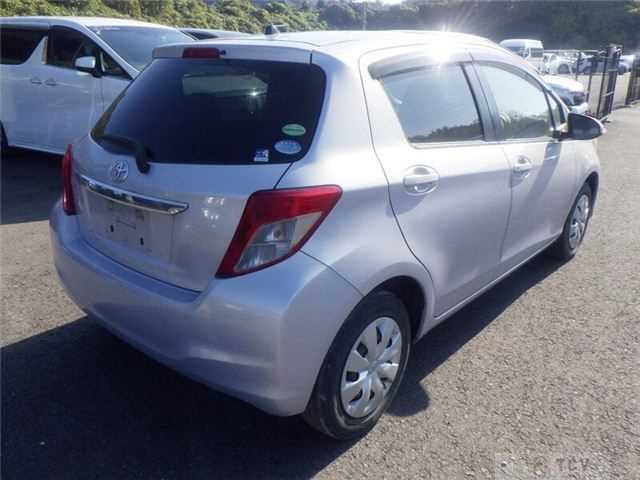 2013 Toyota Vitz
