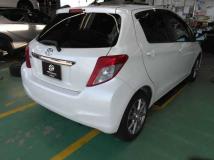 2011 Toyota Vitz