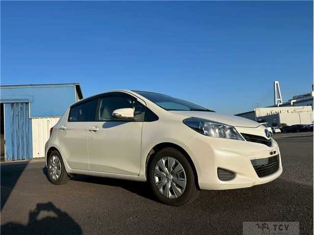 2013 Toyota Vitz