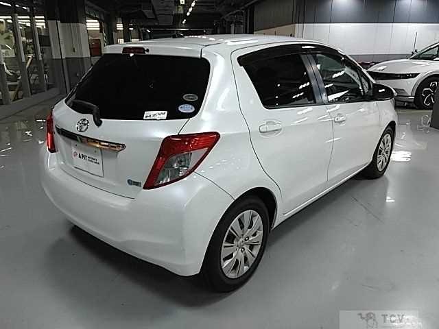 2012 Toyota Vitz