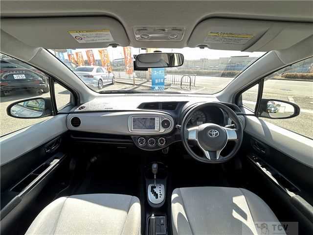 2011 Toyota Vitz