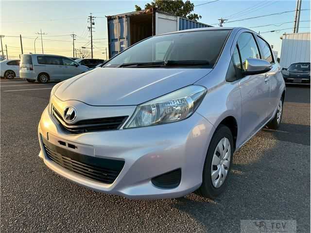 2013 Toyota Vitz