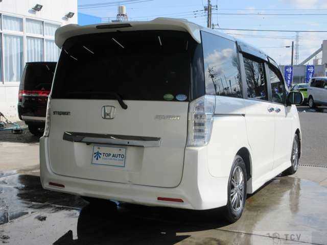 2013 Honda Step WGN