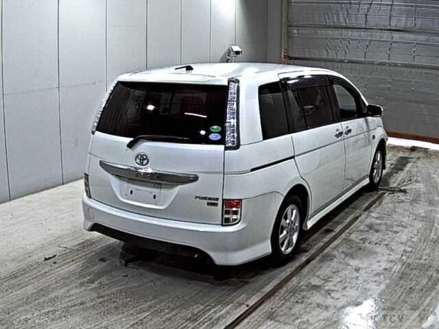 2013 Toyota Isis