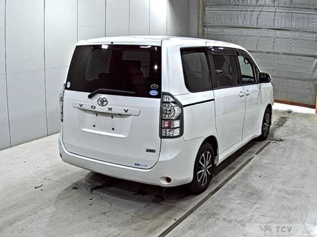 2010 Toyota Voxy