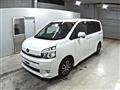 2010 Toyota Voxy