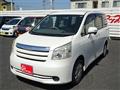 2009 Toyota Noah