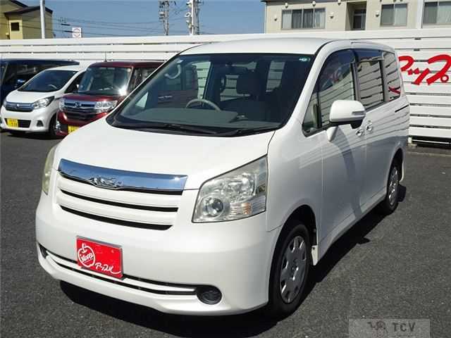 2009 Toyota Noah