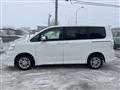 2010 Toyota Noah