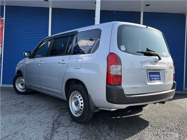 2015 Toyota Succeed Van
