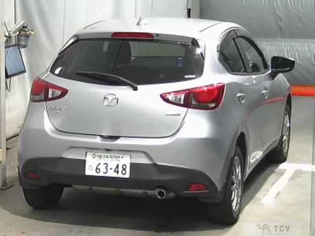 2017 Mazda Demio