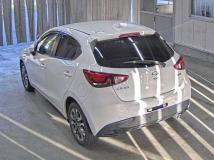 2016 Mazda Demio