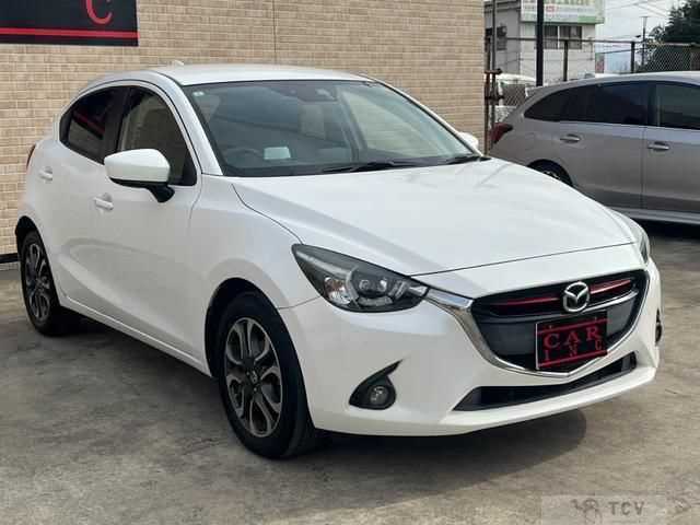 2016 Mazda Demio