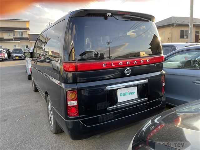 2004 Nissan Elgrand