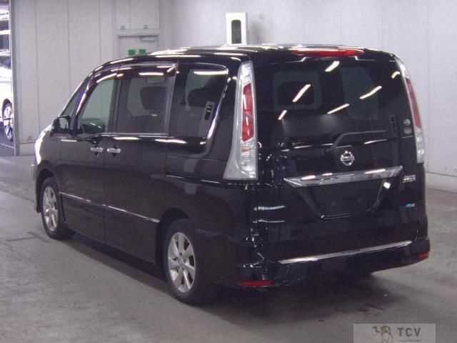 2011 Nissan Serena