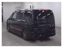 2011 Nissan Serena