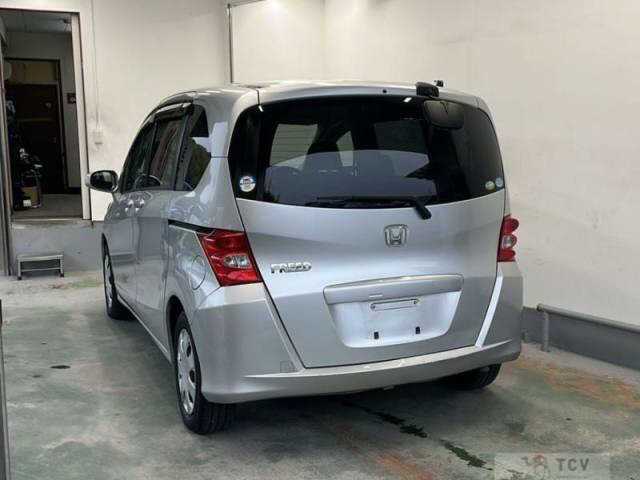 2010 Honda Freed