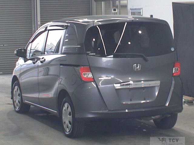 2015 Honda Freed Spike