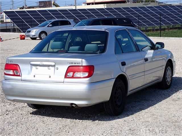 2001 Toyota Carina