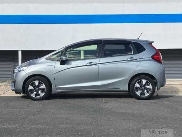 2016 Honda Fit Hybrid