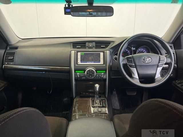 2013 Toyota Mark X