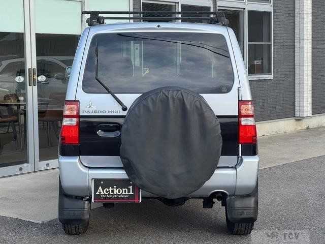 2009 Mitsubishi Pajero Mini