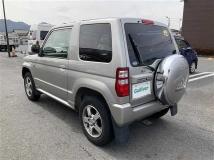 2004 Mitsubishi Pajero Mini