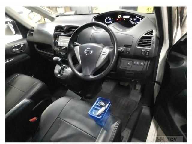 2015 Nissan Serena