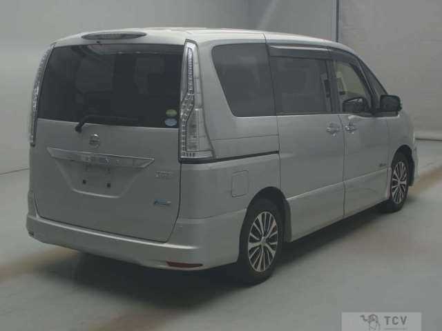2015 Nissan Serena