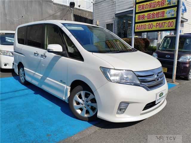 2013 Nissan Serena