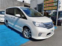 2013 Nissan Serena