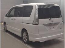 2013 Nissan Serena