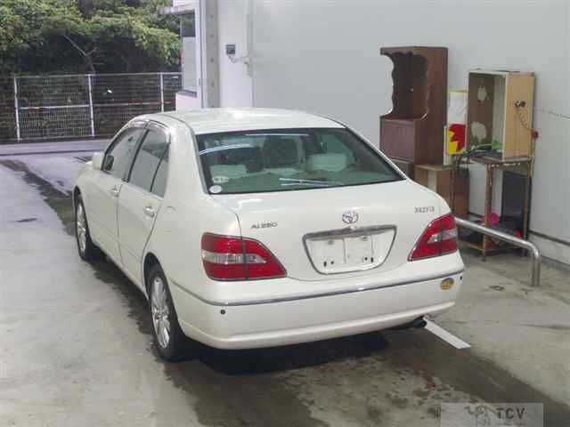 2005 Toyota Brevis