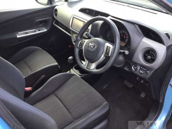 2015 Toyota Vitz