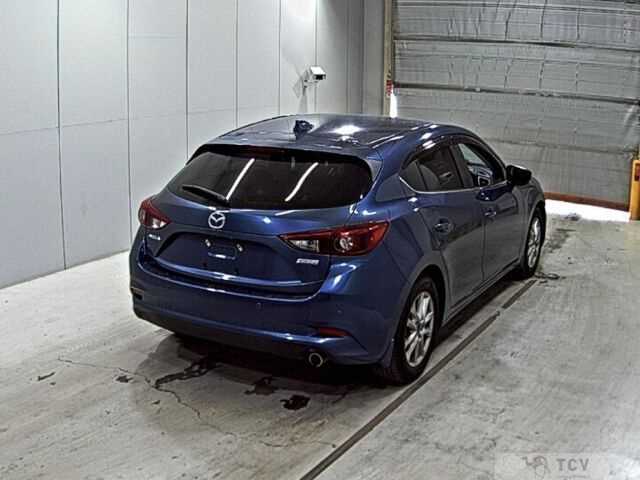 2017 Mazda Axela Sport
