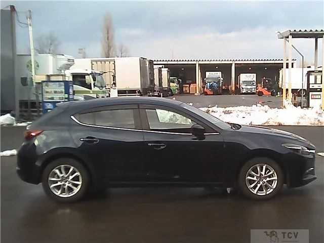 2017 Mazda Axela Sport