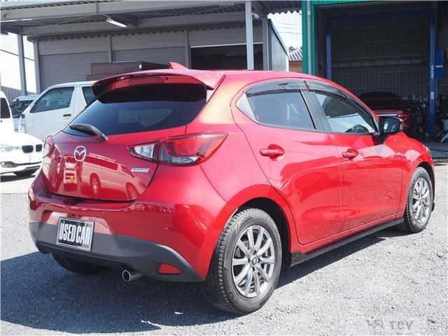2015 Mazda Demio