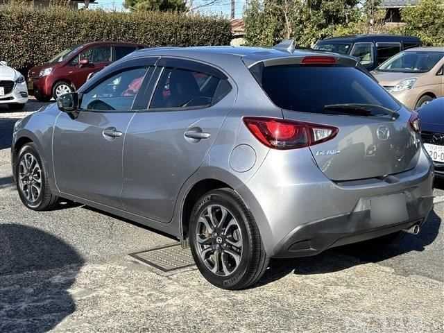 2016 Mazda Demio