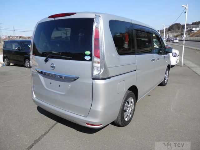2013 Nissan Serena