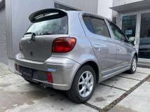 2003 Toyota Vitz