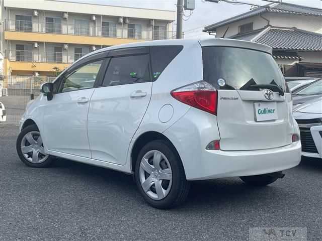 2013 Toyota Ractis