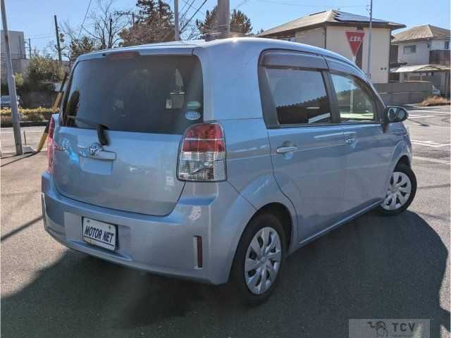 2016 Toyota SPADE