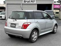 2006 Toyota IST