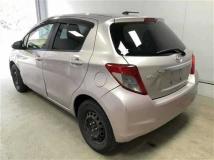 2011 Toyota Vitz
