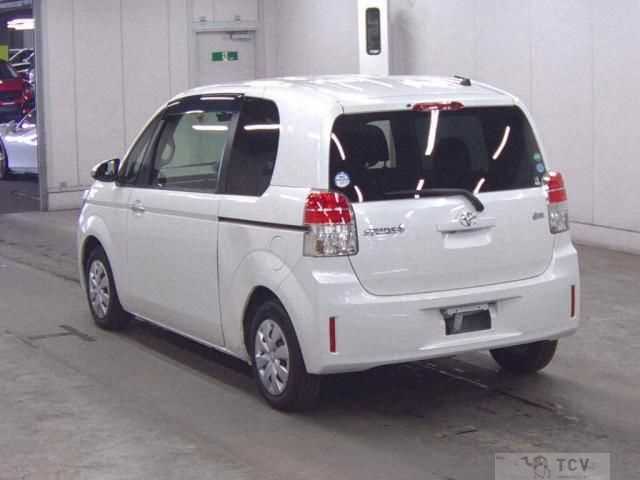 2013 Toyota SPADE