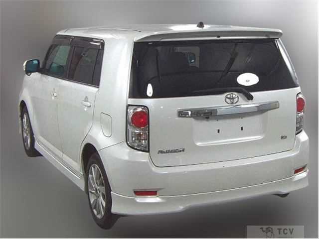 2013 Toyota Corolla Rumion