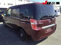 2013 Honda Step WGN