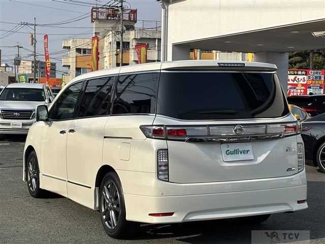 2013 Nissan Elgrand