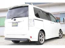 2007 Toyota Noah